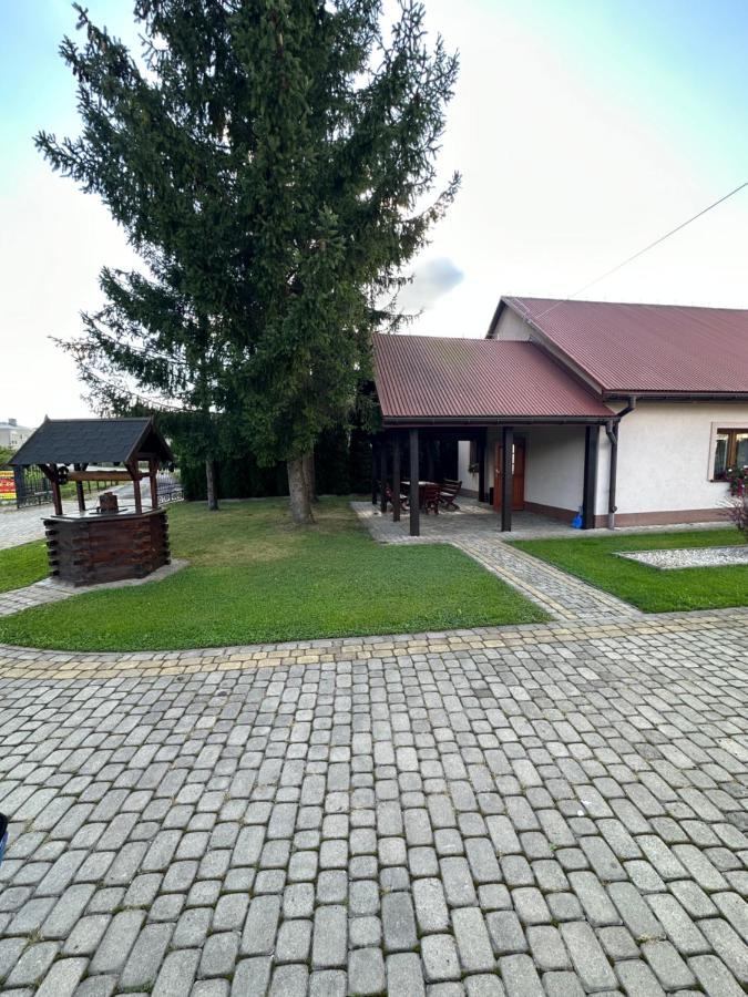 Domek Pod Miastem Lägenhet Przemyśl Exteriör bild